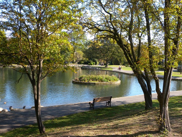 The lake in Greenhead Park