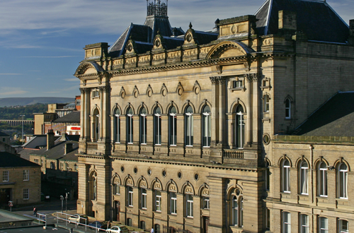 huddersfield town hall