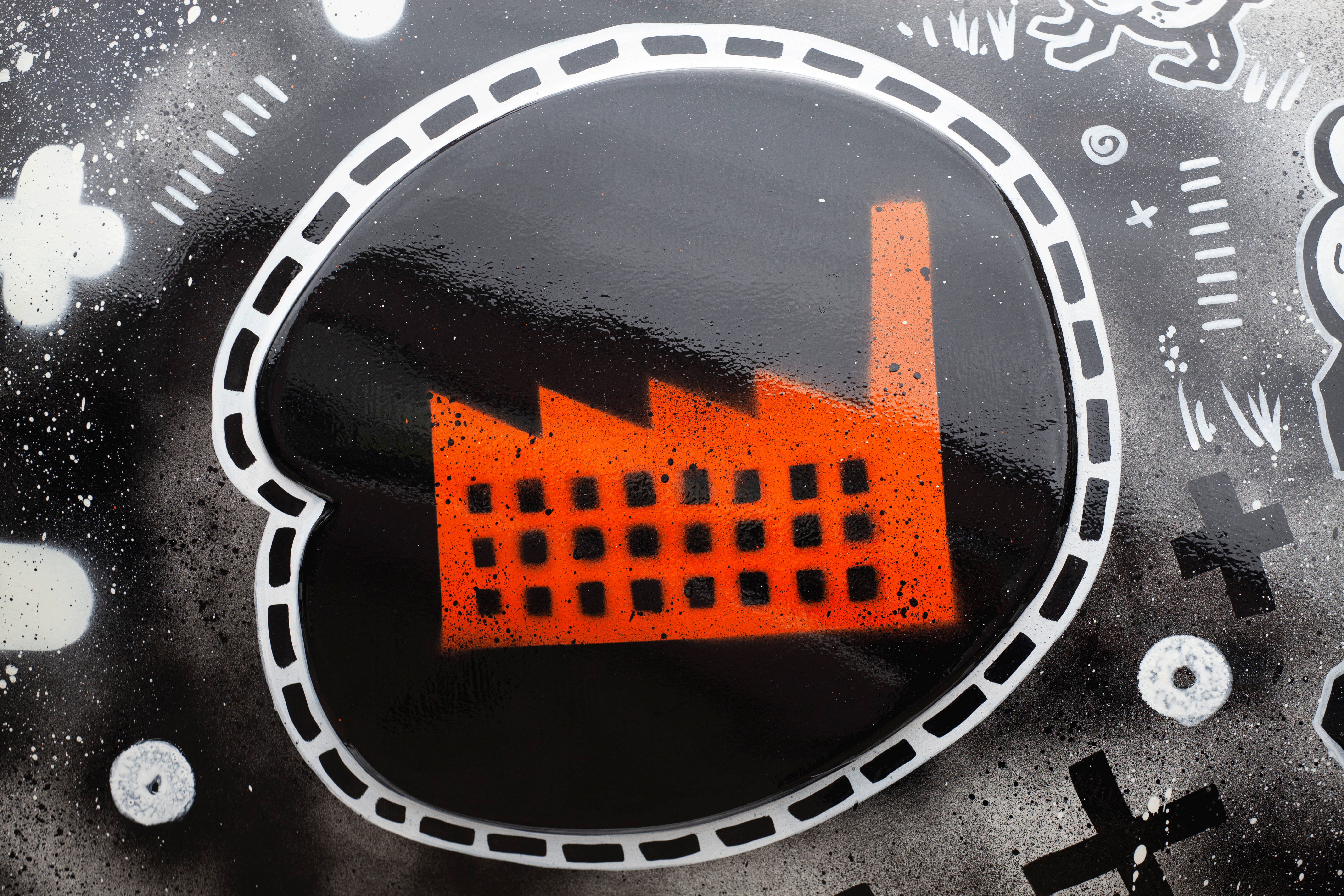 Two-Tone Textile Tilly with Mill picture