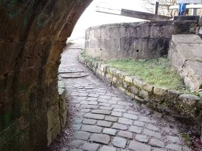 Scarwood Bridge canal path running under the bridge